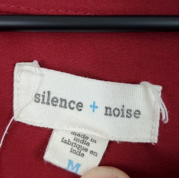 Silence and Noise Blouse Medium - Picture 3 of 8